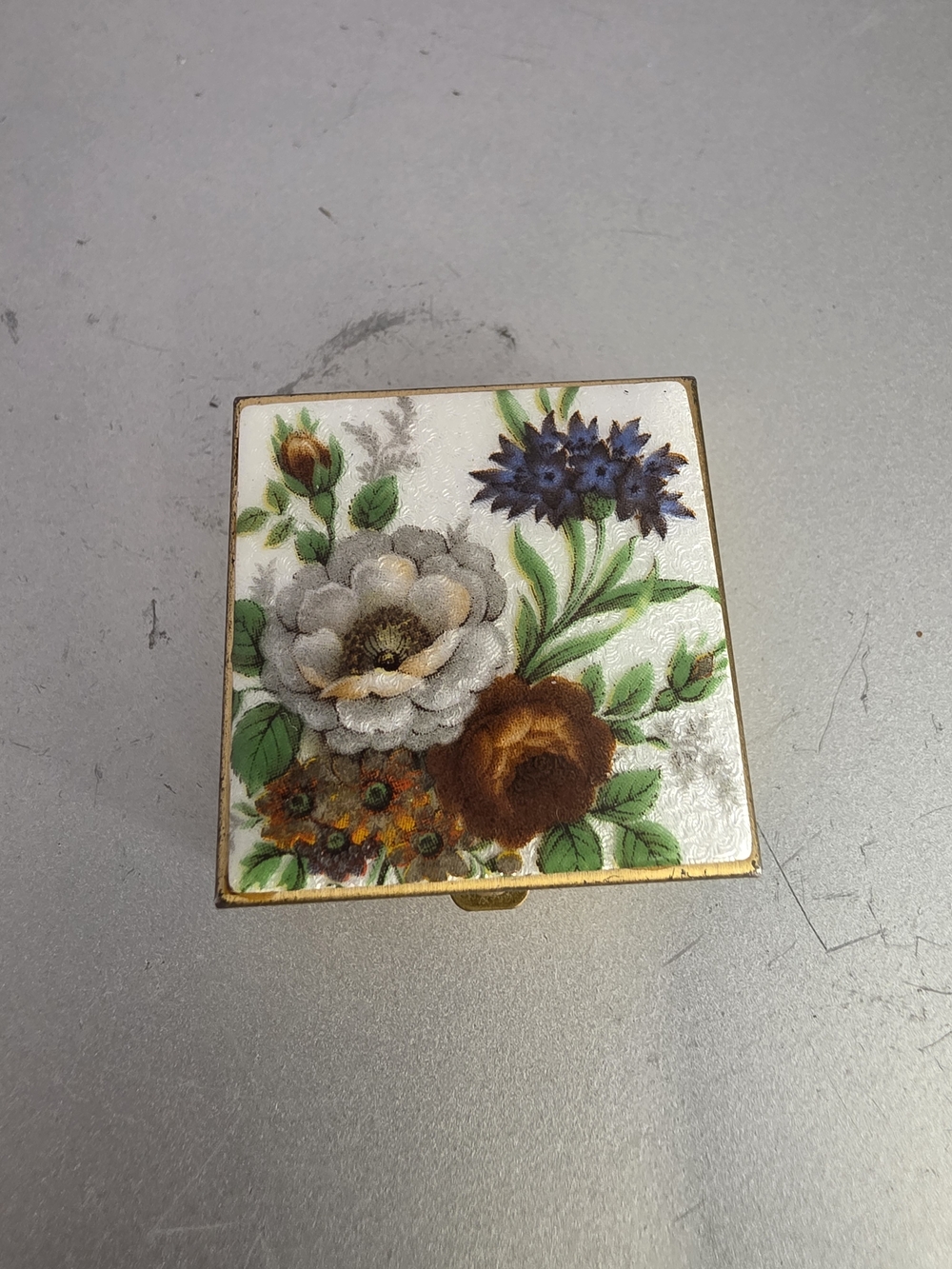 Floral Compact Mirror Pill/Trinket Box- White Gold Tone